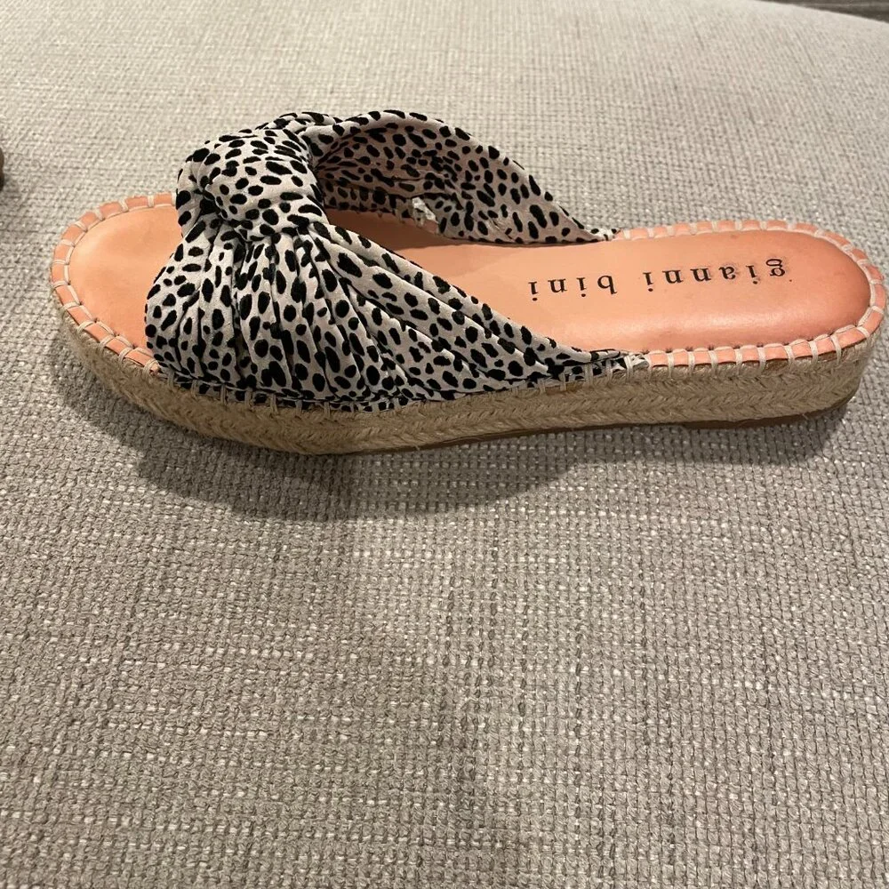Gianni Bini Jesamyne Knotted Espadrille Flatform - Picture 2 of 3